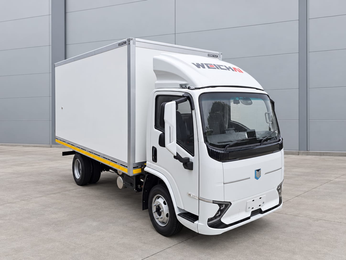 Lightweight 4.2m or 4.5m pantech